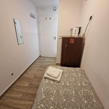 Underground Rooms Warszawa Zewnętrze zdjęcie